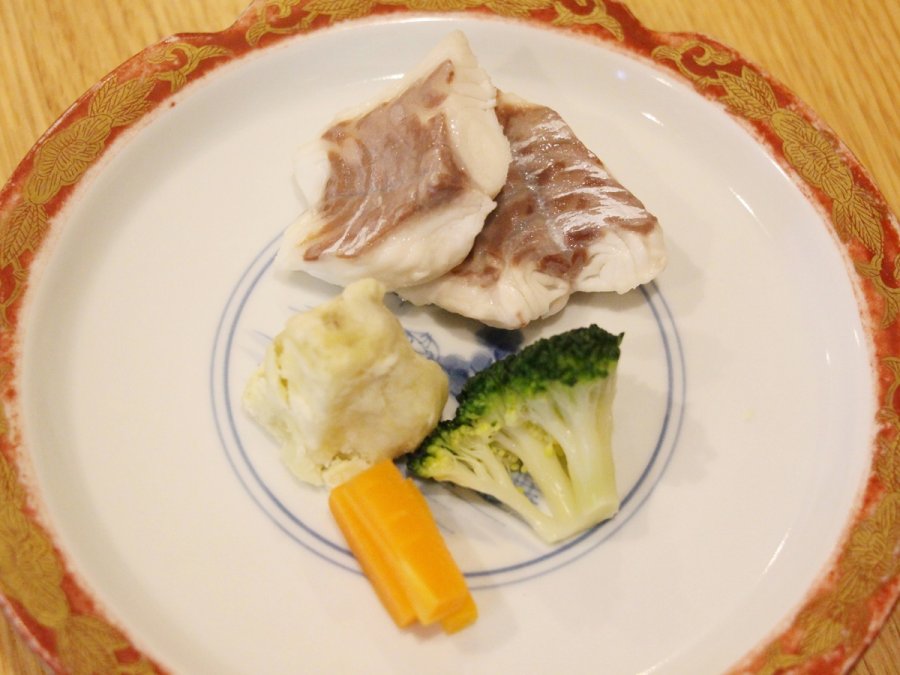 白身魚：1,300円